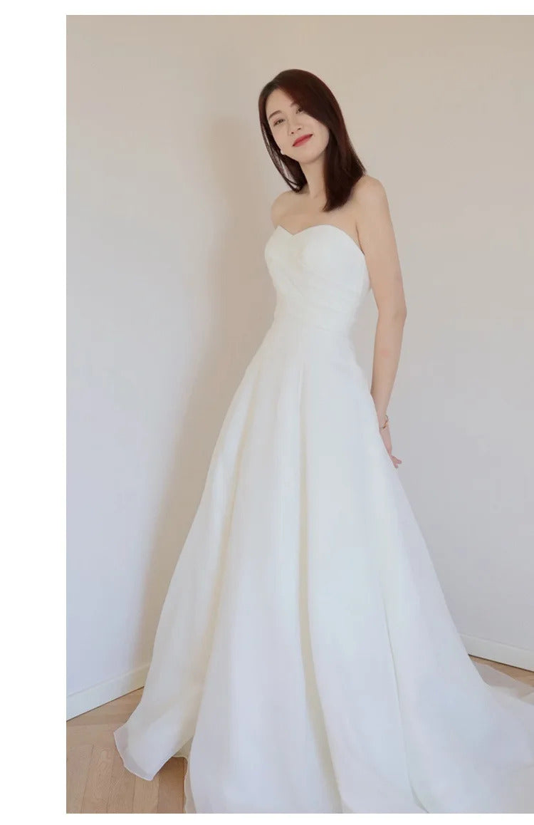 Customized Sexy Strapless Wedding Dress Elegant A-line Sleeveless Vestido De Noiva Classic Lace Up Small Train Robe De Mariee