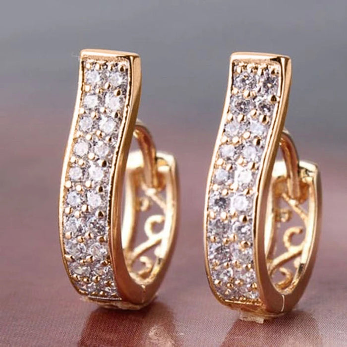 Huitan Unique Design Hoop Earrings Women Hollow Out Irregular Gold Color Earrings Wedding Engagement Party Luxury Trendy Jewelry