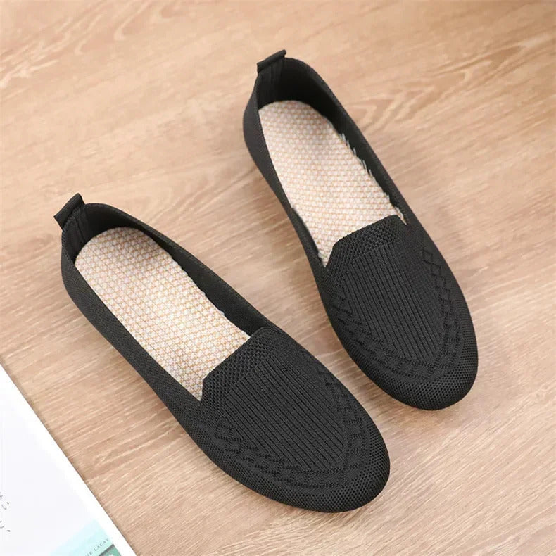 New Mesh Breathable Sneakers Women Breathable Light Slip on Flat Casual Shoes Ladies Loafers Socks Shoes Women Zapatillas Mujer