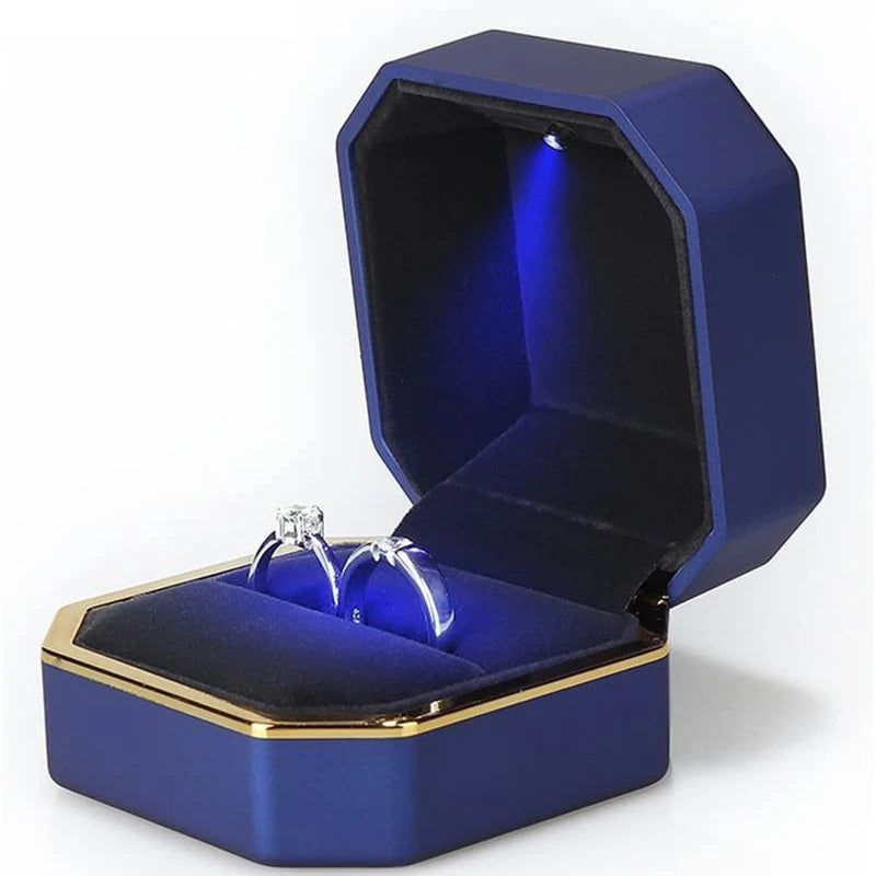 1 Pcs LED Jewelry Ring Box Luxury Velvet Rubber Necklace Pendant Gifts Display With Light For Proposal Engagement Wedding Case