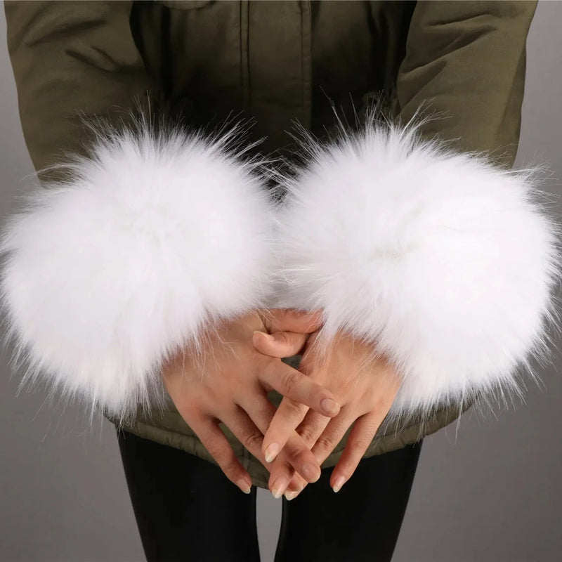 Imitation Raccoon Fox Hair Fluffy Hand Rings Fluffy Wrist Guards Women's Cuffs Imitation Rabbit Fur Bracelets Cuffs Wrist Covers