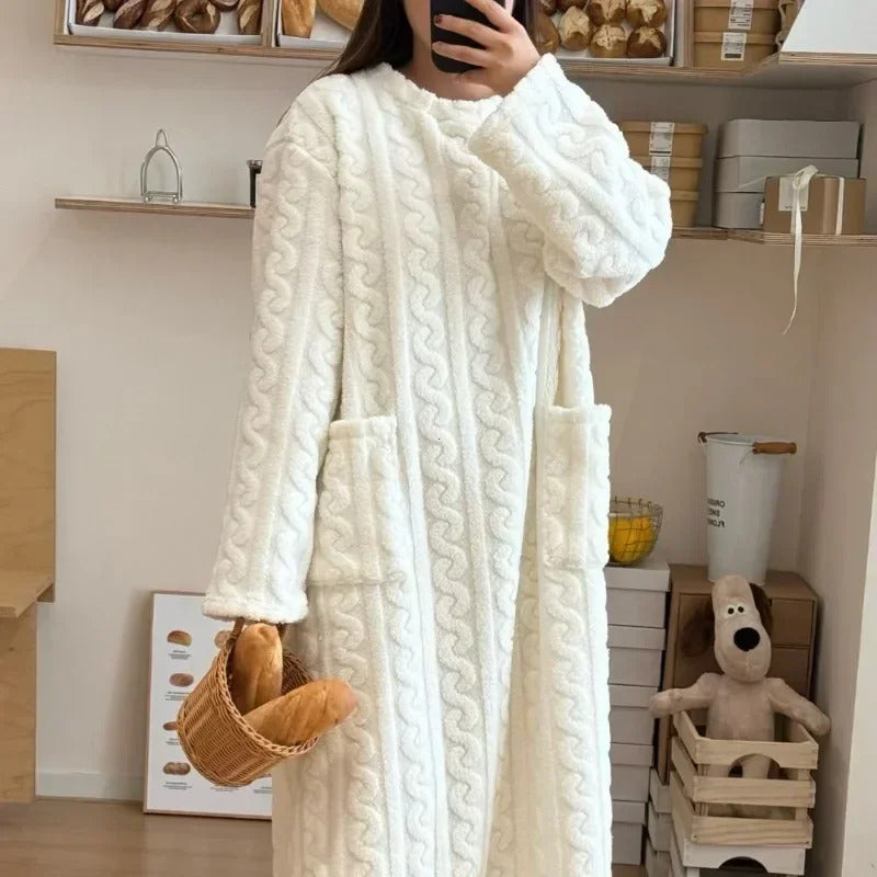 Winter Long Sleeve Double Pocket Flannel Nightgowns Women Loose Solid Sleepwear Jacquard Night Dress Thickened Warm Nightdress