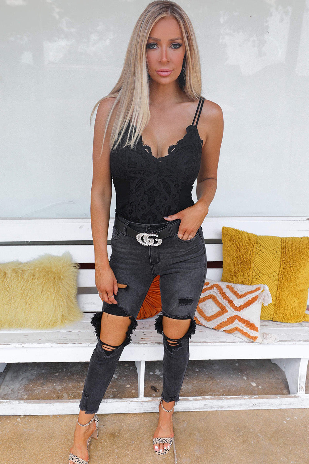 Black Scallop Lace Sleeveless Bodysuit