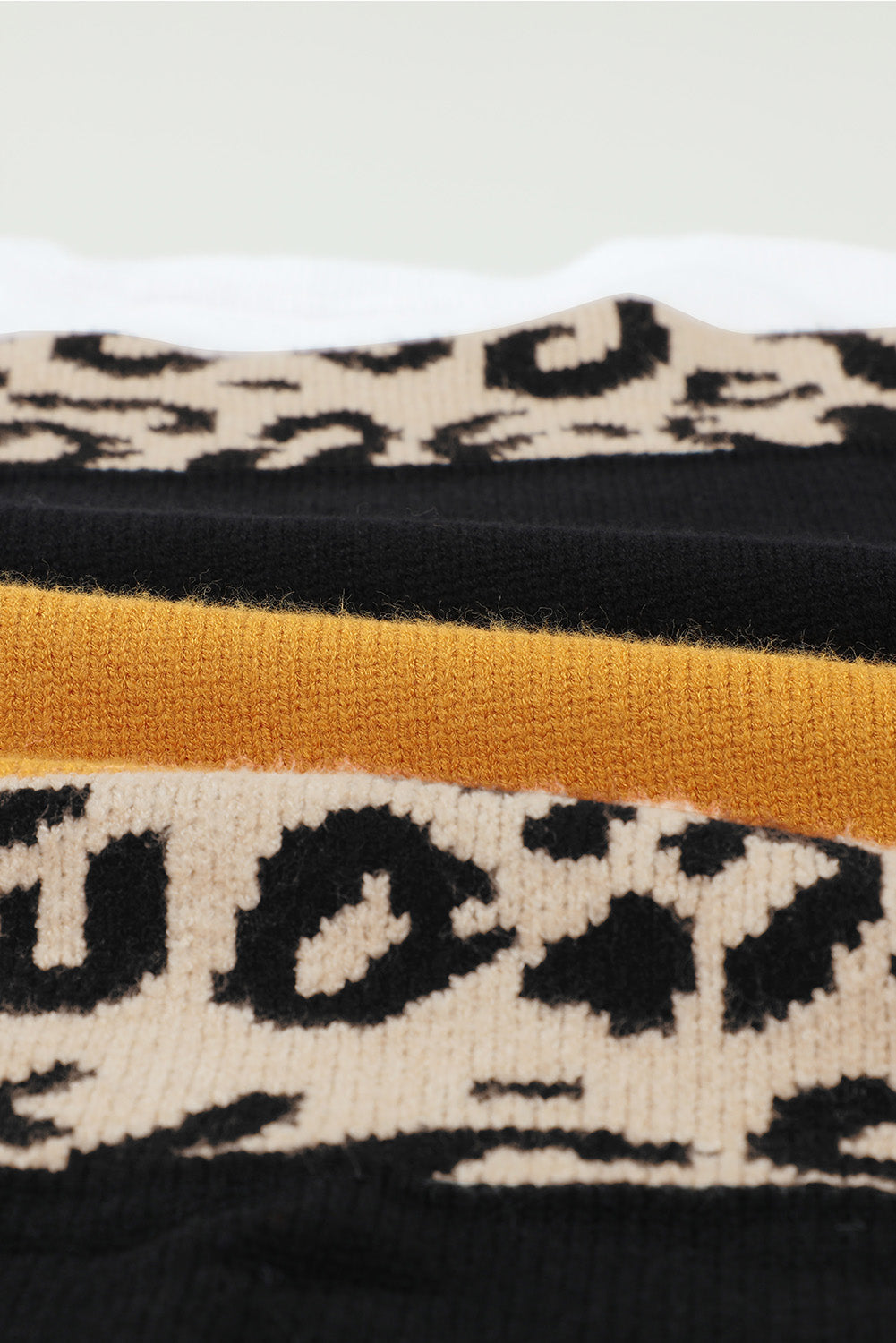 Crewneck Leopard Color Block Knit Pullover Sweater