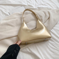 This Is a Patent Leather Shoulder Bag, Fashionable and High-quality Trend, Suitable for Hoing Out Shopping and Dating