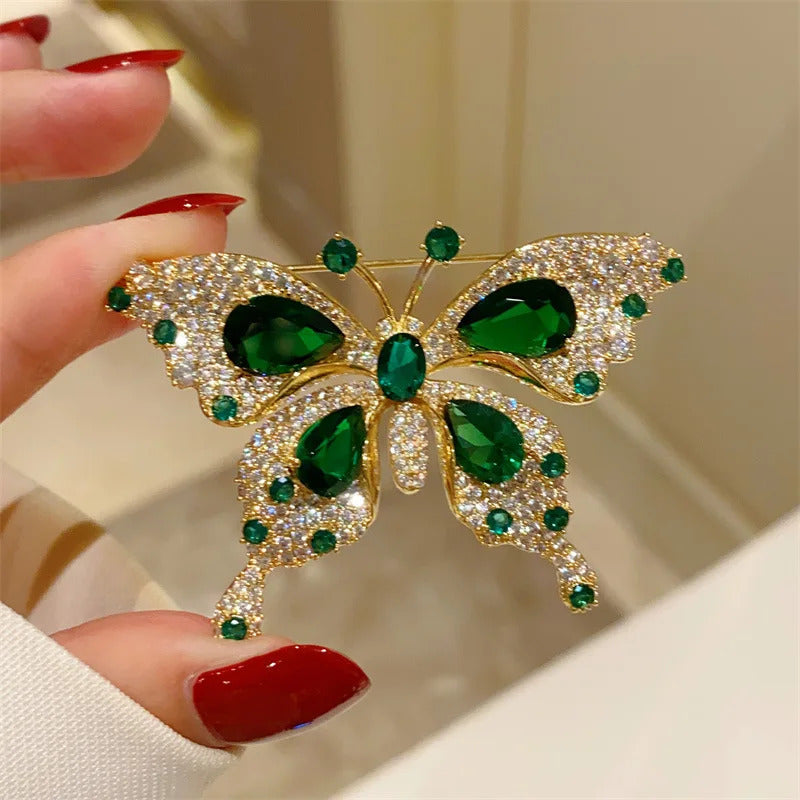 Retro Green Emerald Crystal Butterfly Brooches for Women Girls Elegant Badges Classic Lady Dress Suit Jewelry Accessories Gifts