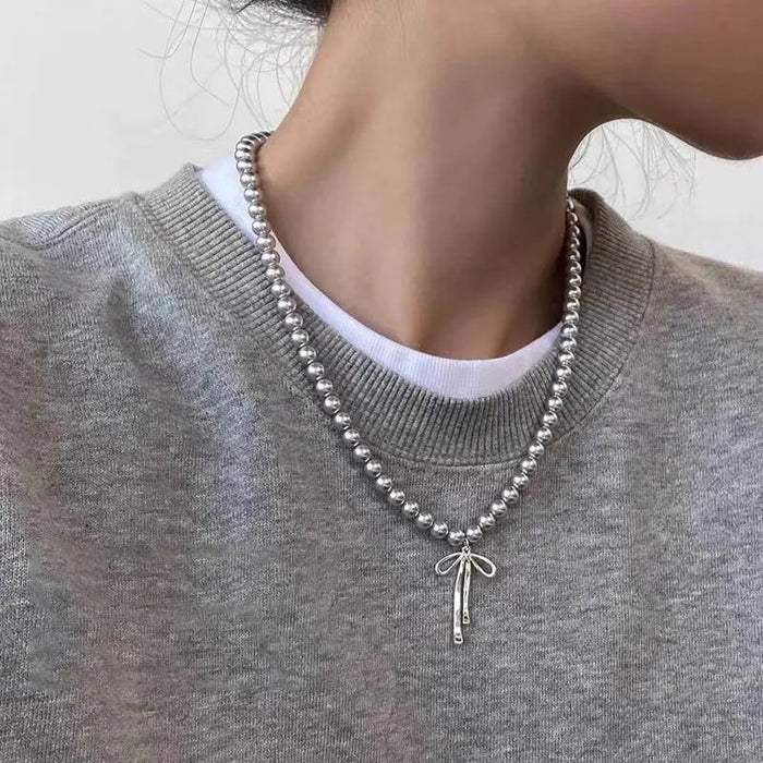 Fashionable Choker with Pendant Graceful Bowknot Pendant Choker Necklace with Gray Pearls Neck Jewelry Accessories