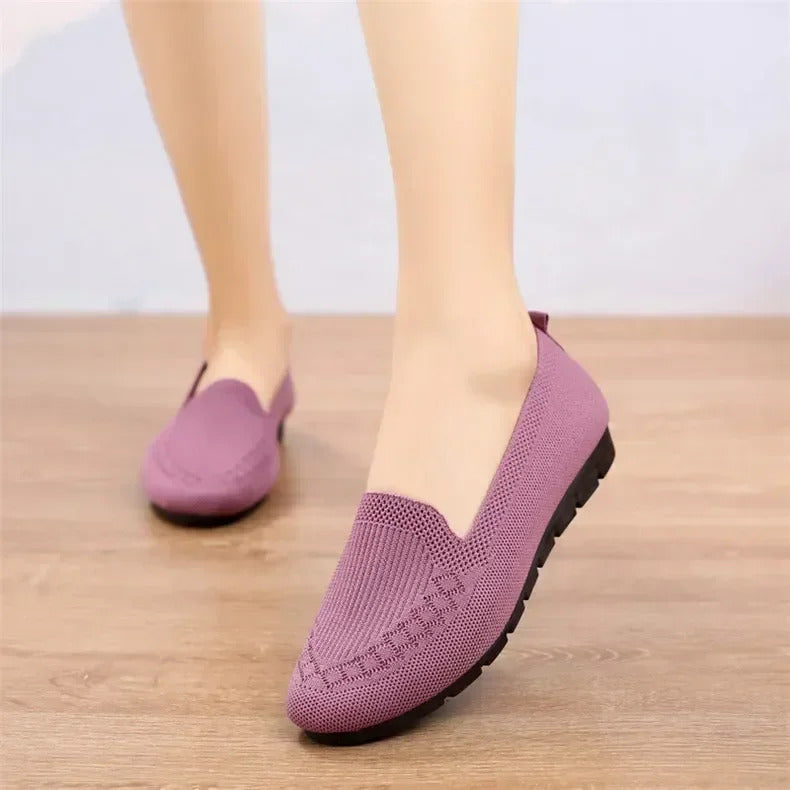 New Mesh Breathable Sneakers Women Breathable Light Slip on Flat Casual Shoes Ladies Loafers Socks Shoes Women Zapatillas Mujer