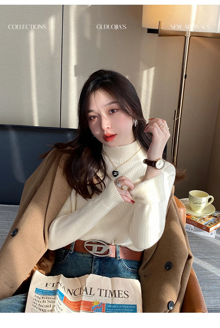 Women's Turtleneck Sweater Winter 2024 Retro Red with Velvet Lining Thickened Inner Wear Thermal Knitting Bottoming Shirt