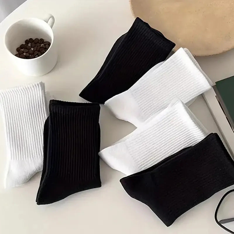 7/10/20 Pairs Mid Length Socks Women Classic Black White Solid Color Fashionable Casual Sports Absorbing Breathable Men Socks