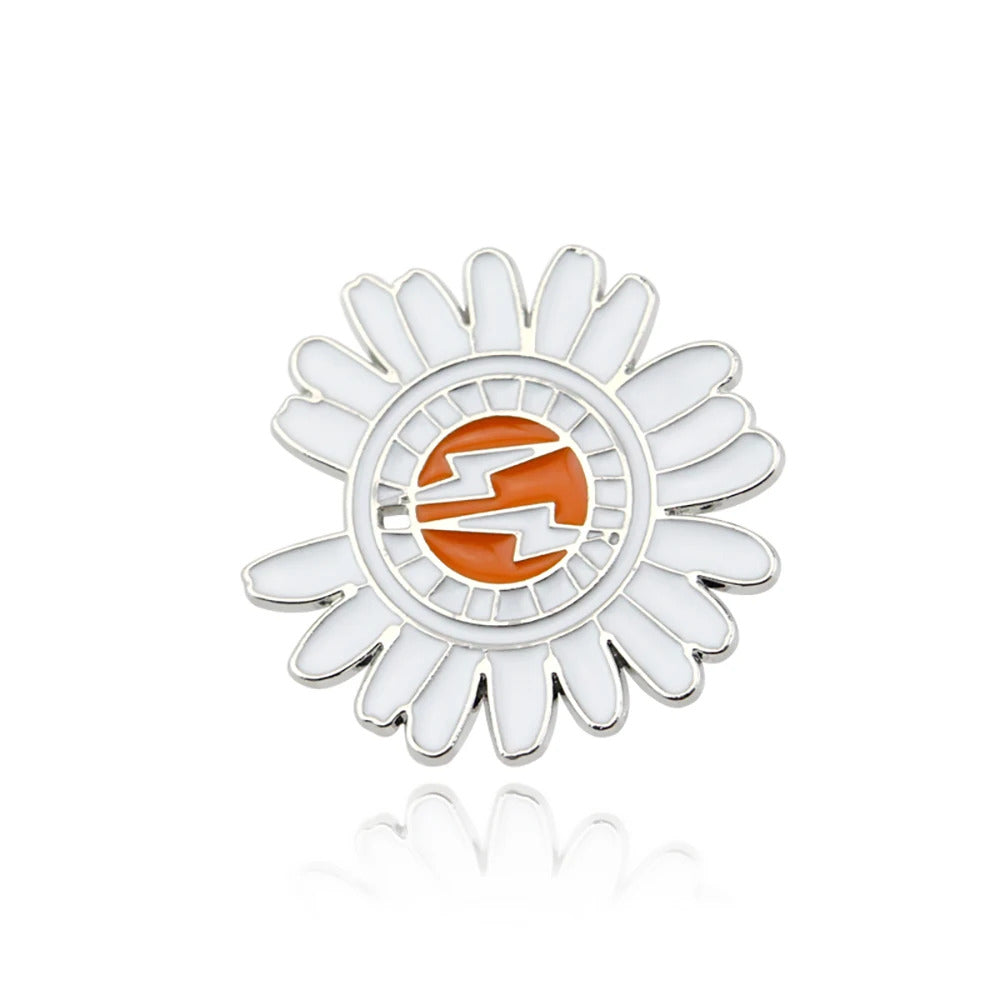 Fashion Lapel Pins Cute Daisy Brooch Clothes Backpack Pins For Women Girls Boys Gifts