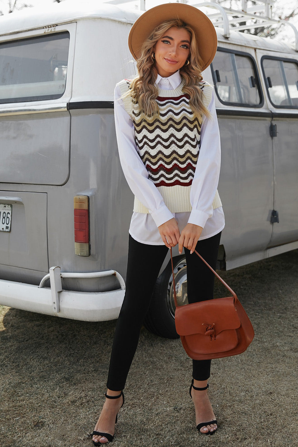 Black Wavy Stripes Knit Vest Pullover Sweater