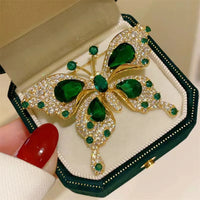 Retro Green Emerald Crystal Butterfly Brooches for Women Girls Elegant Badges Classic Lady Dress Suit Jewelry Accessories Gifts