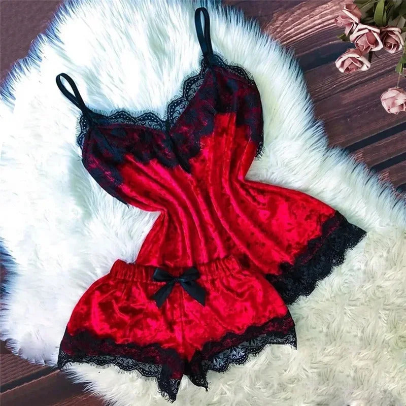 Autumn Winter Velvet Pajamas Set Women's Sexy Lingerie Sleepwear Nightwear Cute Cami Top and Shorts Pijama Sets Loungewear