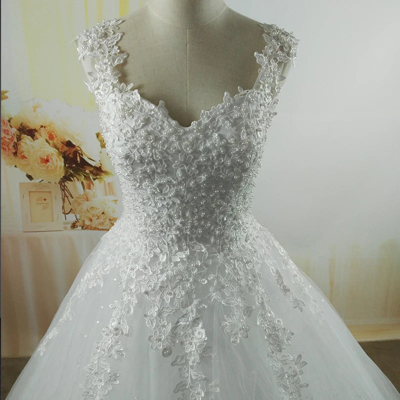 Customized ZJ9076 Ball Gown Spaghetti Straps White Ivory Tulle Pearls Bridal Dress For Wedding Dresses 2025 Marriage