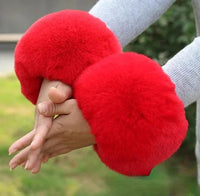 Imitation Raccoon Fox Hair Fluffy Hand Rings Fluffy Wrist Guards Women's Cuffs Imitation Rabbit Fur Bracelets Cuffs Wrist Covers