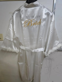 White Bride Wedding Robe with Feathers Women Satin Peignoir Sexy Bridesmids Kimono Gowns Short Bathrobe Bridal Intimate Lingerie