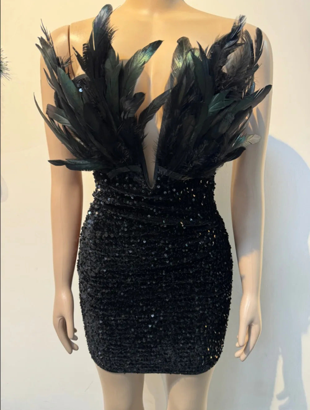 HLJ Black Feathers Sexy Luxury Sequin Tube Dress Backless Mini Bodycon Dresses for Woman Rave Club Birthday Party Night Vestidos