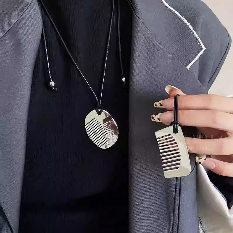 LATS Personality Temperament Comb Pendant Necklace for Women 2024 Trend New Delicate Design Jewelry Fashion Accessories