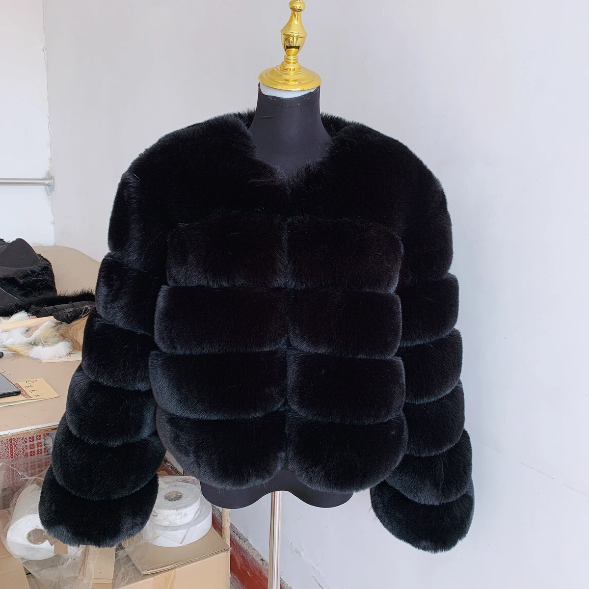 Women's Fashion faux fur coat super hot Autumn Winter women short Faux fox fur fluffy jacket high quality 7xl Ladies furry coats