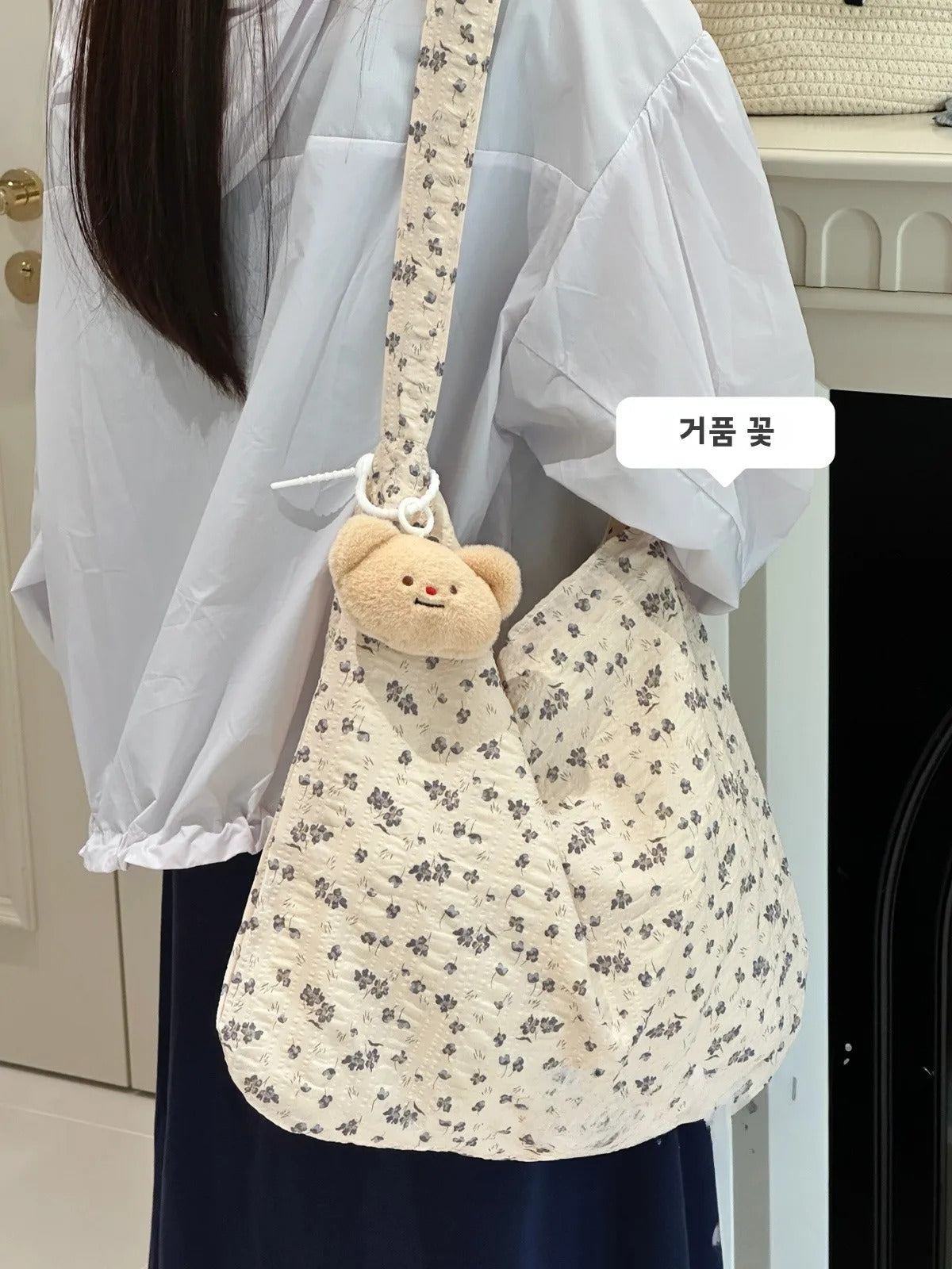 Floral Casual Canvas Bag Large Capaci Bag Women Japan fashion Ins Sle Lightweight Messenger Bag Student Commuter Shoulder...