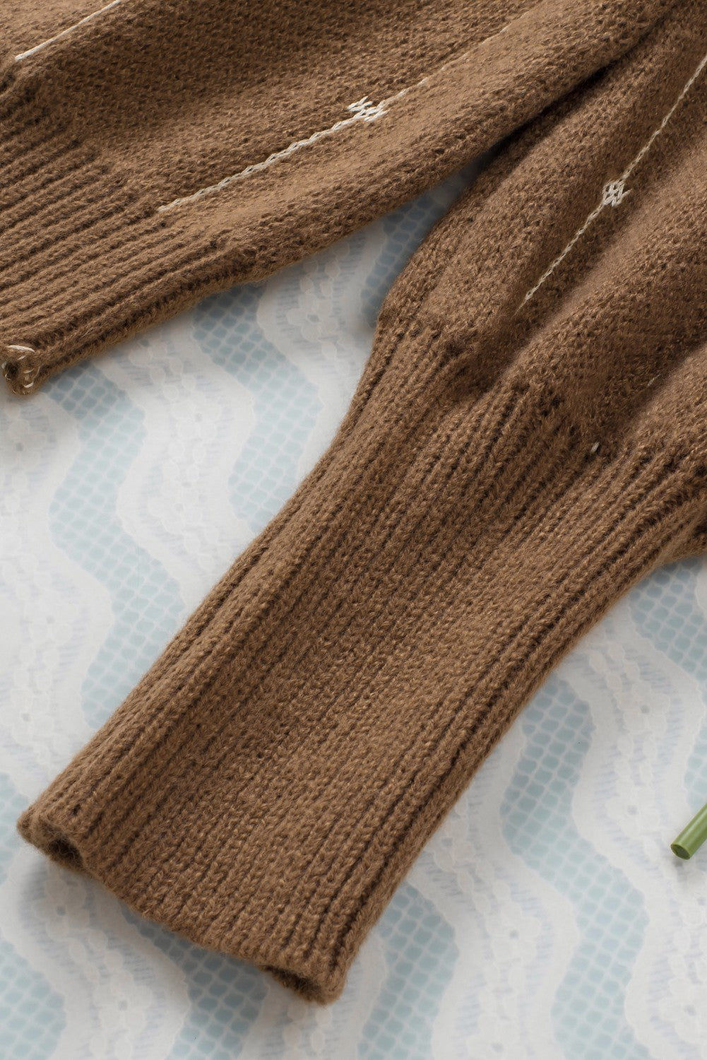 Brown Long Sleeve O-neck Knitted Sweater