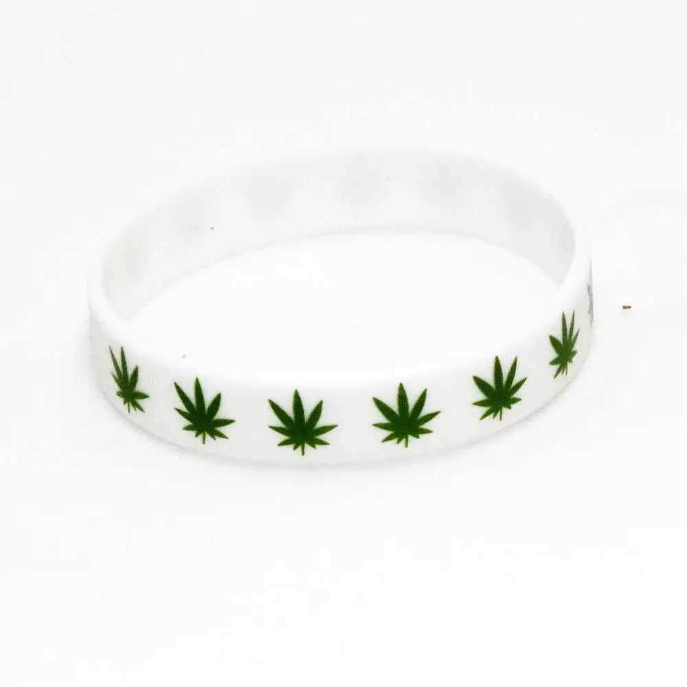 Hip Hop Minimalism Maple Leaves Fashion Jewelry Waterproof Silicone Bangle Wristband Silicone Bracelet Maple Leaf Bracelet