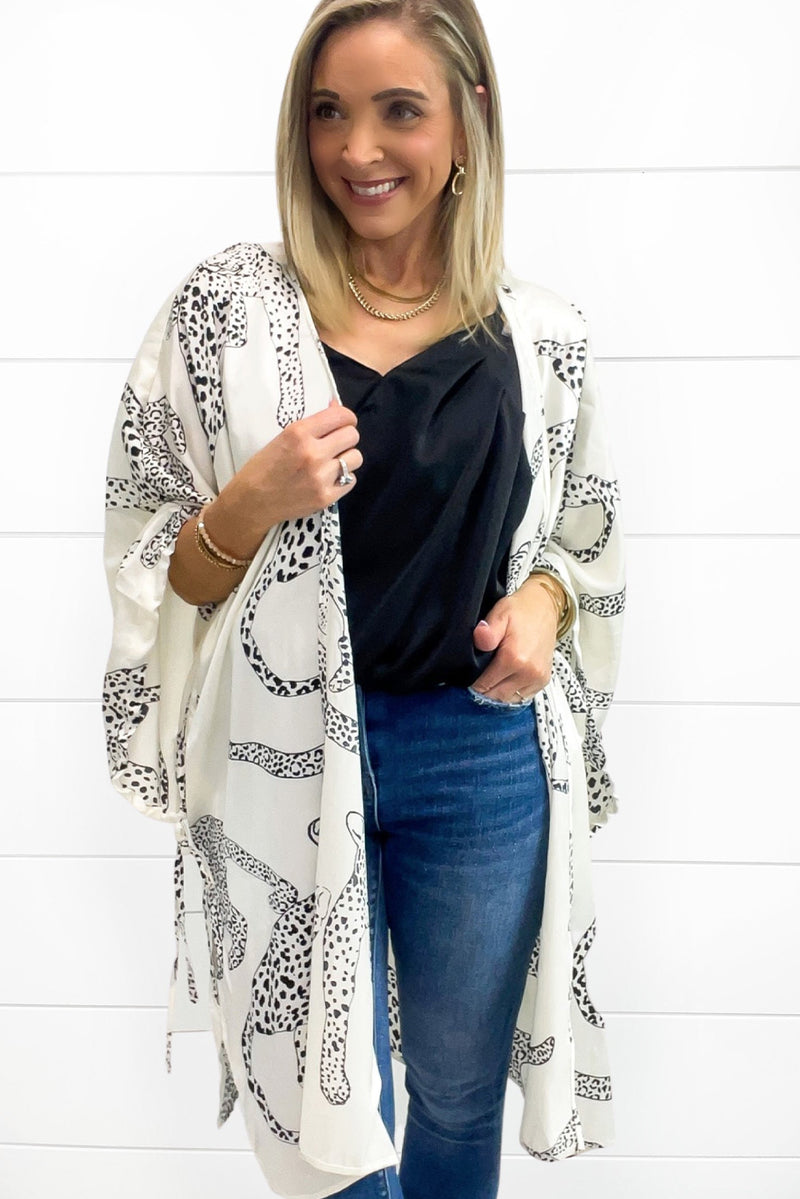 White Cheetah Print Loose Fit Open Front Kimono