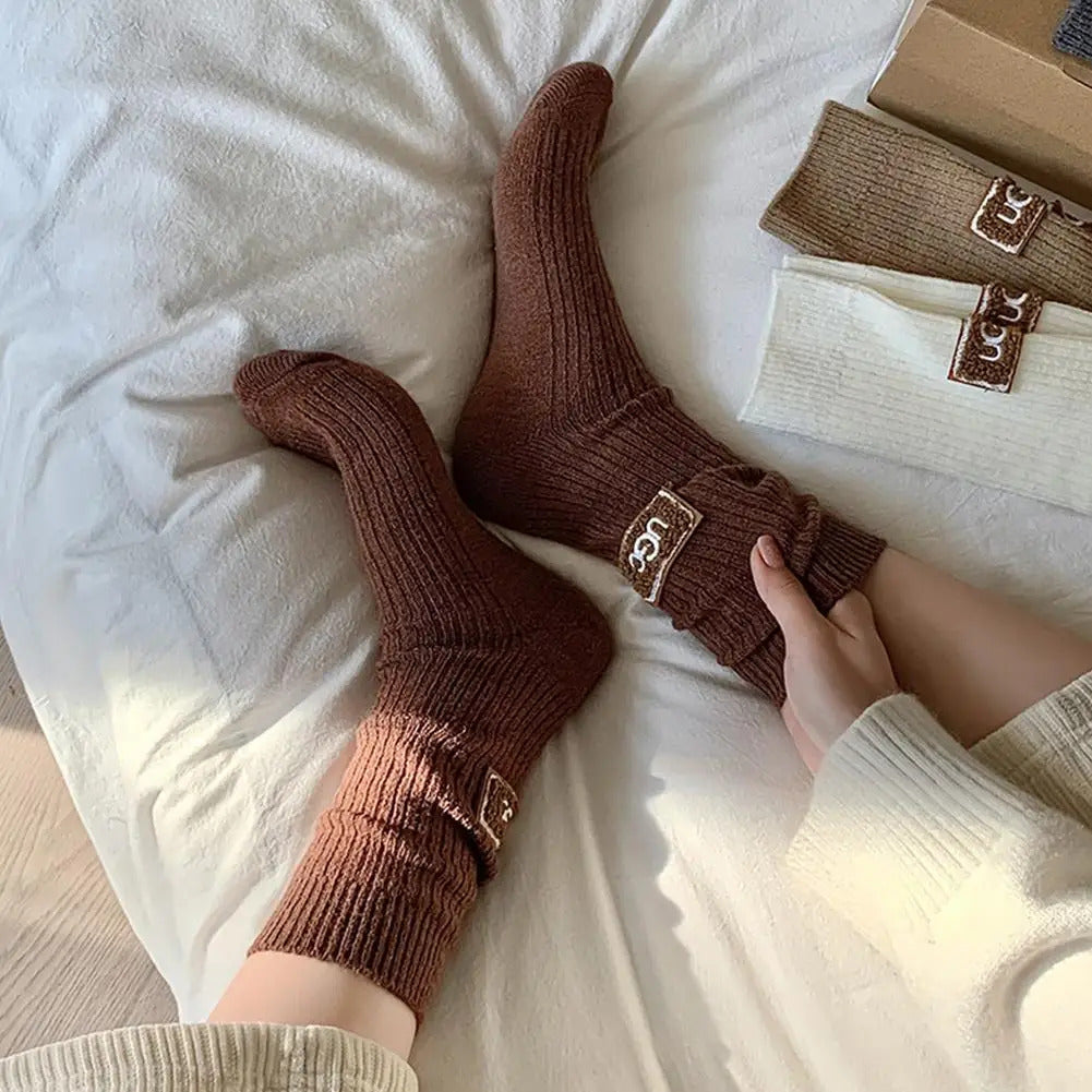 Winter Cozy Thickened Pile Socks Mid Calf Length Casual Cotton Soft Warm Comfortable Footwear Seasonal Hosiery