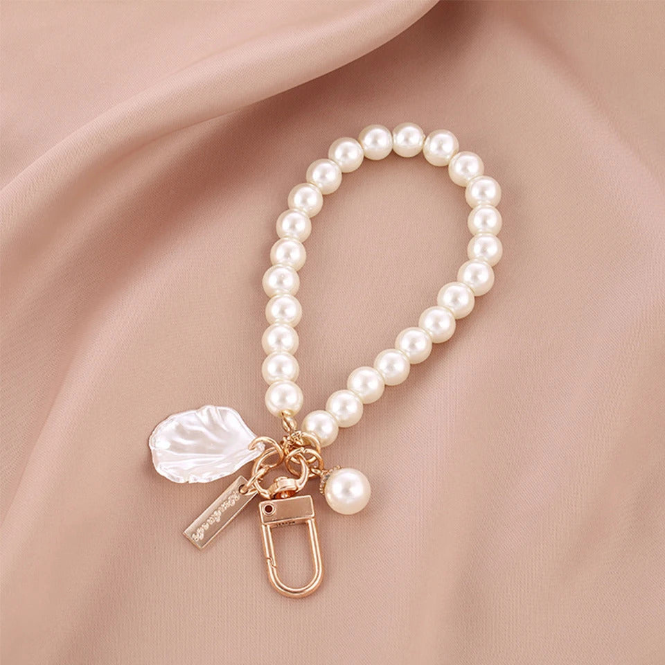 ZAKOL Cute Pearl Keychain for Women Girls Shiny Pearl Bead Shell Phone Bag Backpack Charm Accessory Car Key Key Chain Pendant