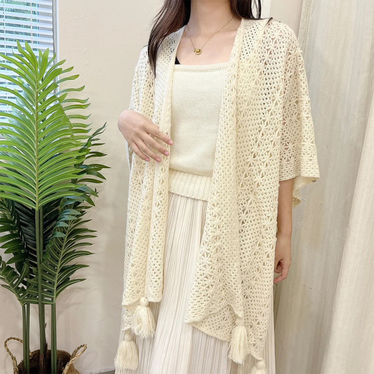 Poncho Cloak Ethnic Style Tourism Holiday Outwear Photography Knitted Tassel Split Shawl for Women Capes Lady Spring Coat