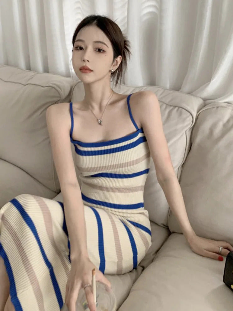 2023 Striped Knitted Suspender Dress Feminine Waist Hip Skirt Mid-length Retro Sleeveless Skirt