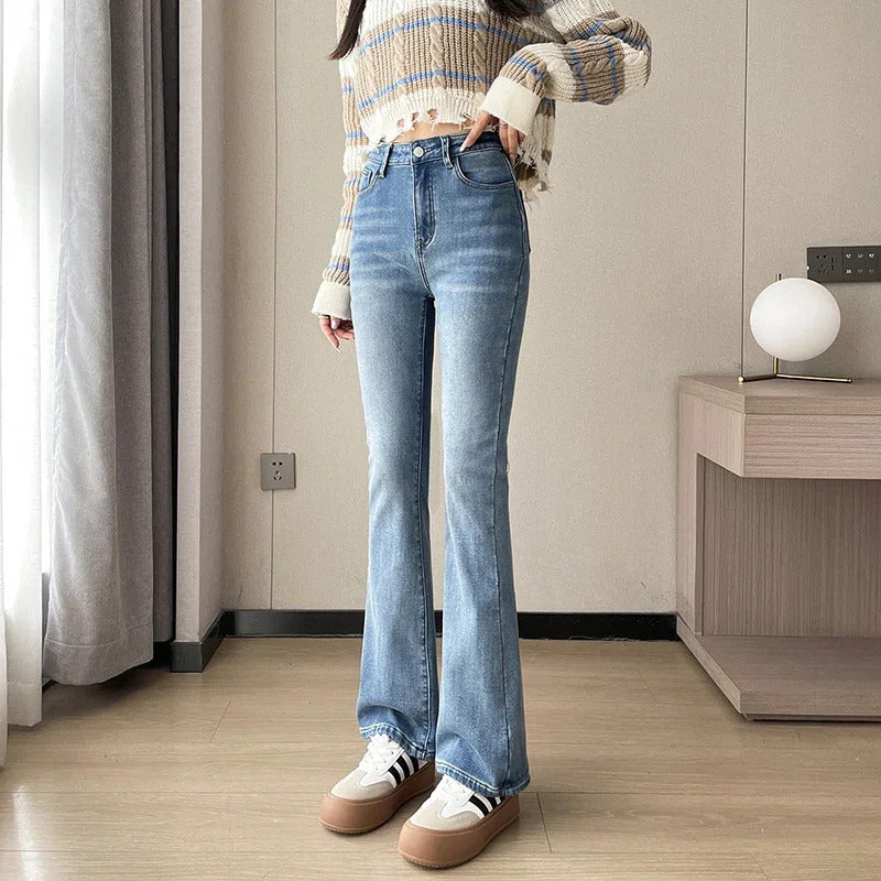 2023 Fashion New Women Warm Plush Flared Jeans Thermal Fleece Loose Denim Pants Female High Waist Urban Straight Flare Trouser