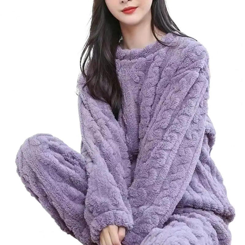 Stylish Crew Neck Pajamas Winter Pajama Set Stylish Comfortable Winter Pajamas Warm Plush 2-piece Sleepwear for Women for Autumn