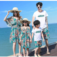 Family Matching Outfits 2022 Summer Beach Mother Daughter Floral Dresses Dad Son Cotton T-shirt & Shorts Couple Outfit Seaside