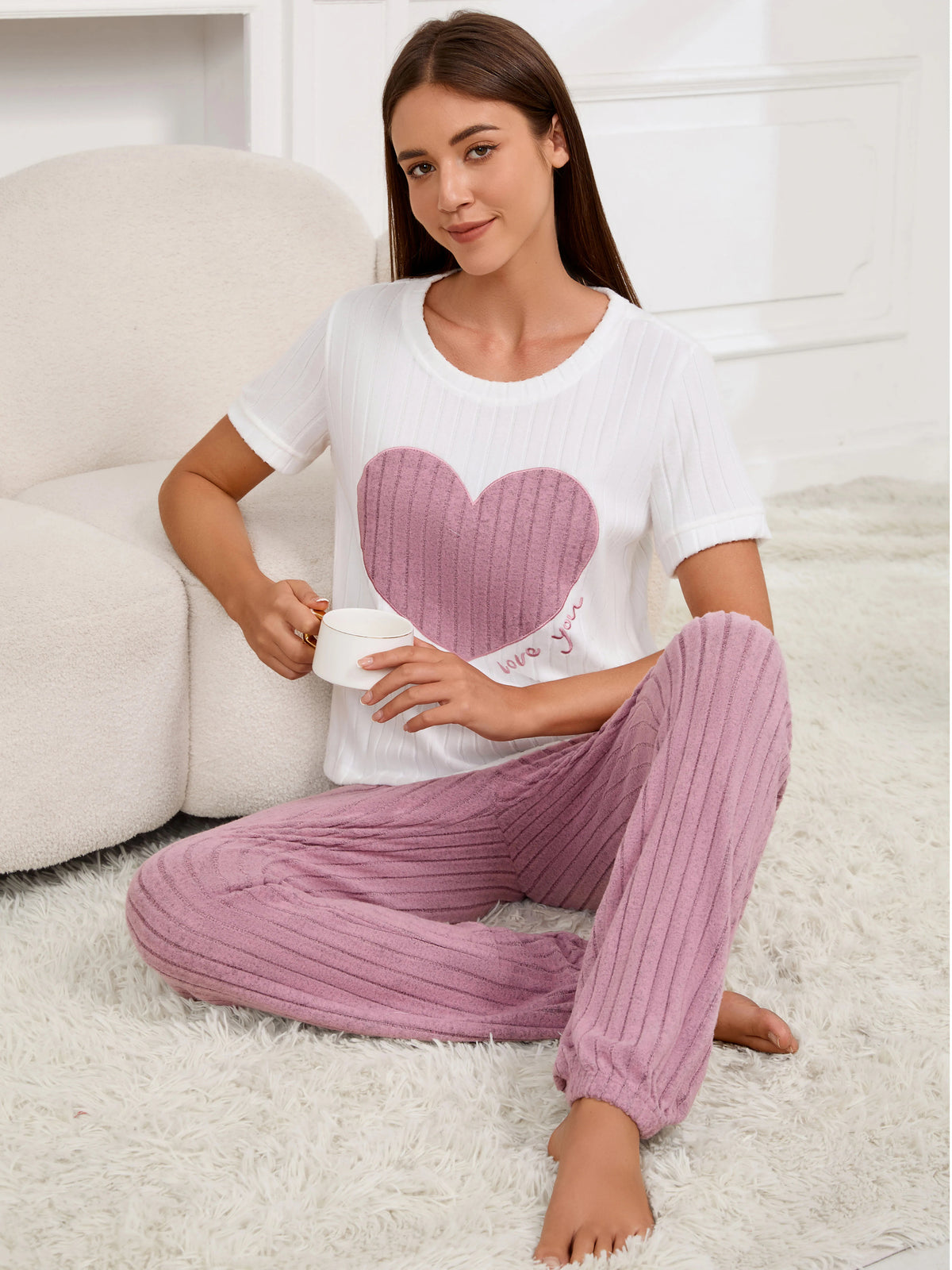 Women's new style pajamas set heart pattern short sleeve shirt trousers two-piece simple and lovely casual home wear