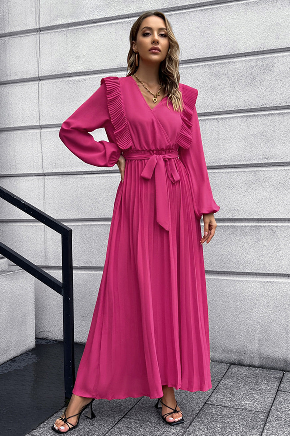 2022 V-neck Pleated Women's Long Sleeve Prom Maxi Dress Fall and Winter