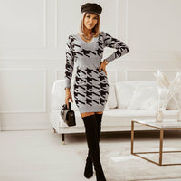 V-neck Hip Knitted High-Waisted Printed Long Sleeve Mini dress