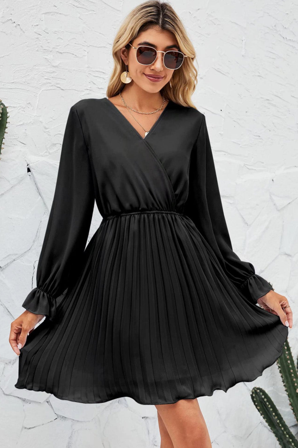 Womens Wrap V Neck Dress for Wedding Guest Casual Pleated Long Sleeve Dress